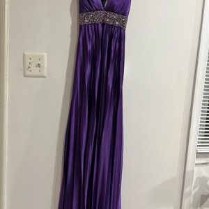 Elegant Purple Evening Gown